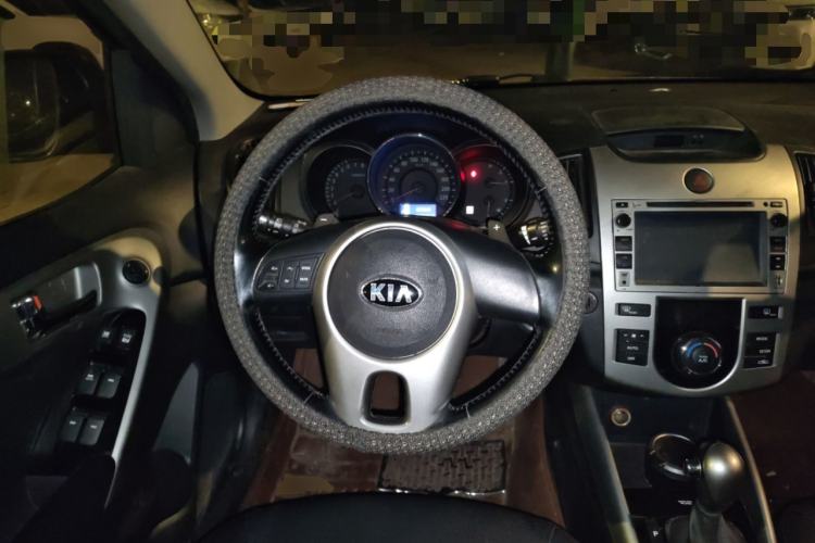 Used Kia Forte 2014 1.6L AT Premium Model