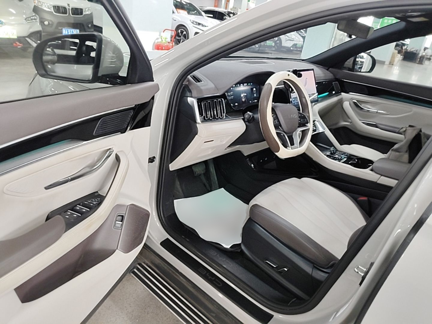 BYD Song PLUS New Energy 2025 EV 520km Premium Version — снимка 20