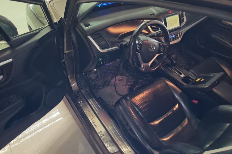 Used Honda Jade 2014 1.8L CVT Luxury Edition 5 seats Driver Seat