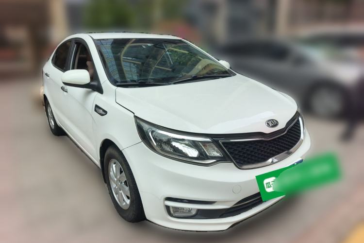 Used Kia K2 2015 Sedan 1.4L Automatic GLS Front Right 45 Deg