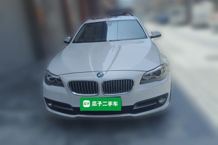 Used BMW 5 Series 2014 528Li Leading Model
