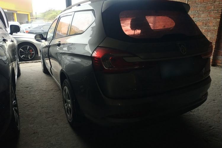 Used Baojun 310W 2017 1.5L Manual Comfort Version China V
