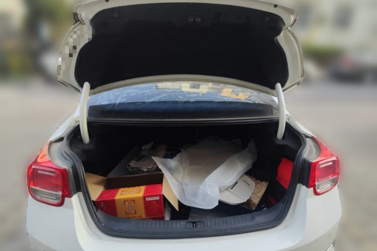 Used Chevrolet Malibu 2013 2.0L Automatic Luxury Edition Trunk