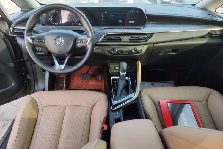 Used Buick GL6 2021 323T Mild Hybrid Connect Luxury Model Center Console