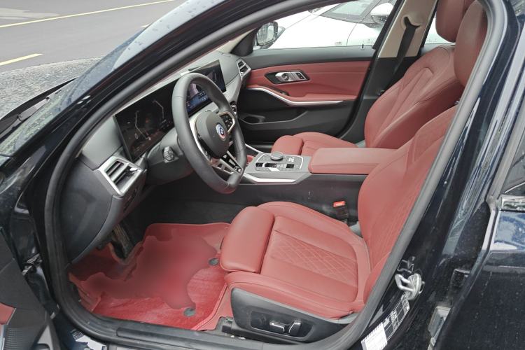 Used BMW 3 Series 2025 325i M Sport Package Left Front Seat