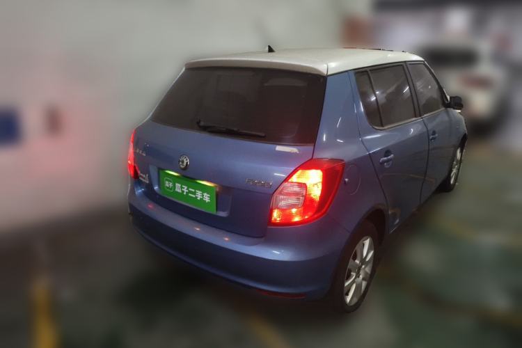 Used Skoda Fabia 2012 1.4L Automatic Crystal Edition Rear Right 45 Deg