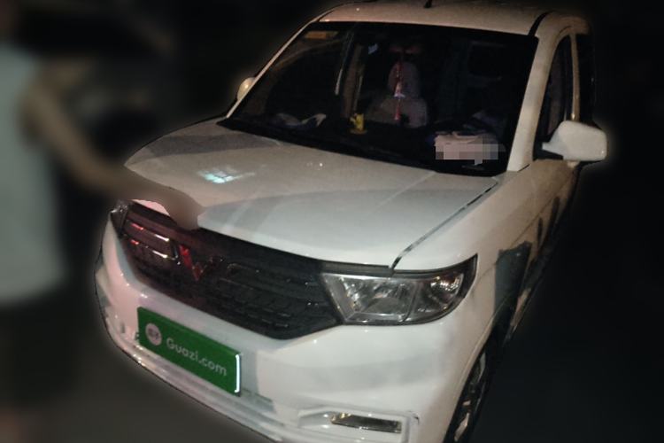 Used Wuling Hongguang V 2021 1.5L Enjoyment Edition LAR