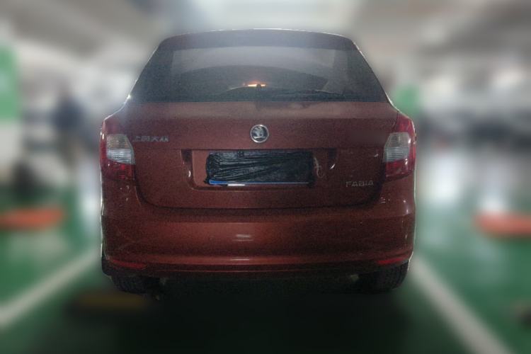 Used Skoda Fabia 2014 1.4L Automatic Crystal Edition