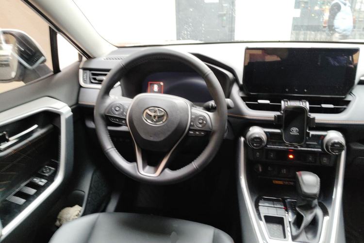 Used Toyota RAV4 2024 2.0L CVT Two-Wheel Drive Fashion Plus Edition Steering Wheel