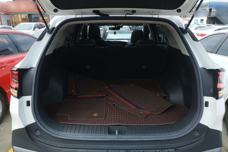 Used Kia Sportage (Chinese Domestic Model) 2023 2.0T Two-Wheel-Drive Prestige Edition Trunk