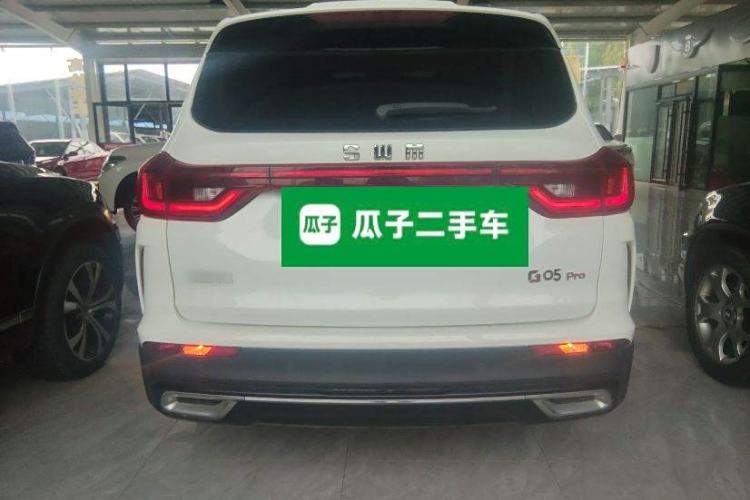 Used SWM G05 2022 PRO 1.5T DCT Luxury Model 7 Seats