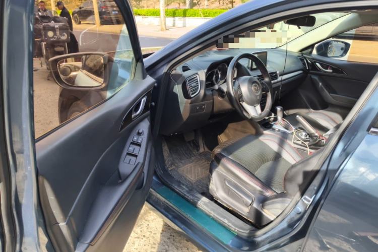 Used Mazda 3 Axela 2016 Sedan 2.0L Automatic Flagship Model Driver Seat