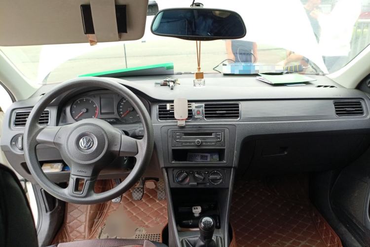 Used Volkswagen Santana 2015 1.4L Manual Fashion Edition Center Console