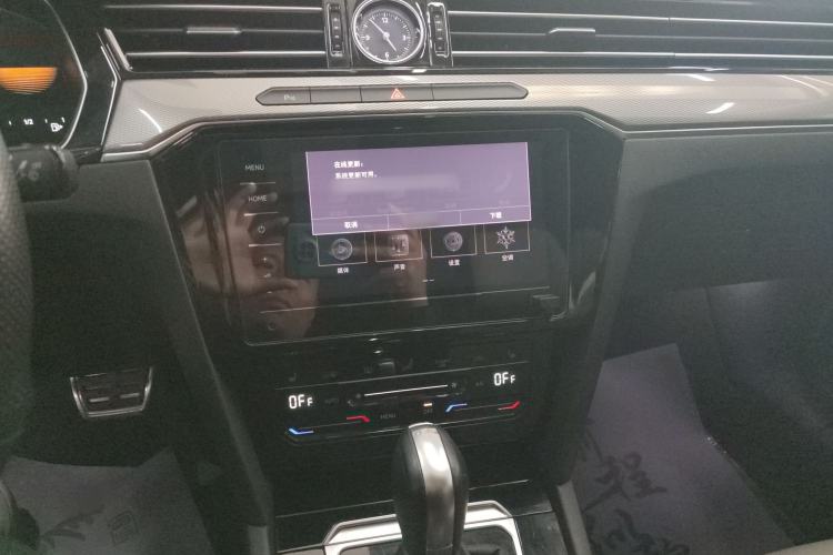 Used Volkswagen Magotan 2023 2 Million Units Limited Edition 330TSI DSG Leading Version
