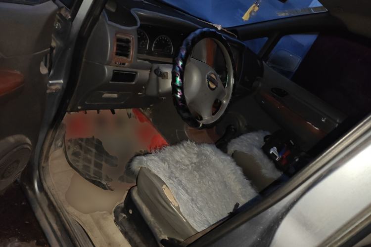 Used Dongfeng Shuaike 2011 1.5L Manual Standard Model 7 Seats China IV Standard Left Front Seat