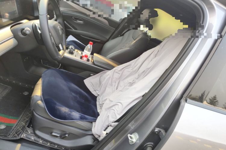 Used BYD Song L DM-i 2025 Intelligent Driving Version 112 km Beyond-Range Type
