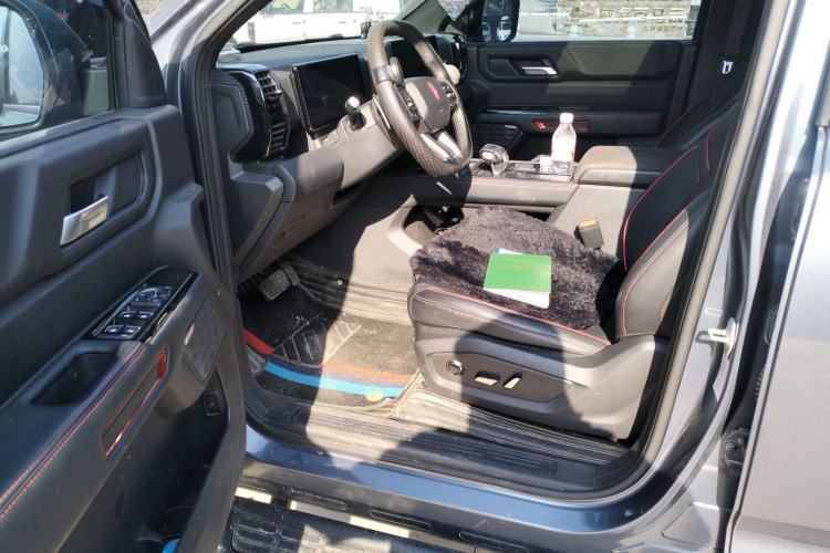 Used JMC DaDao 2024 Gantaner 2.3T Diesel Automatic 4x4 Boundless Edition Driver Seat