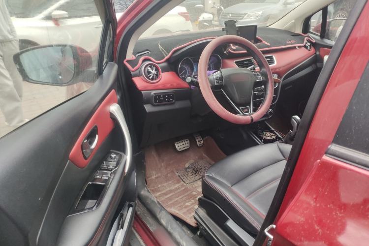 Used Haval H1 2015 1.5L AMT Urban Model Driver Seat