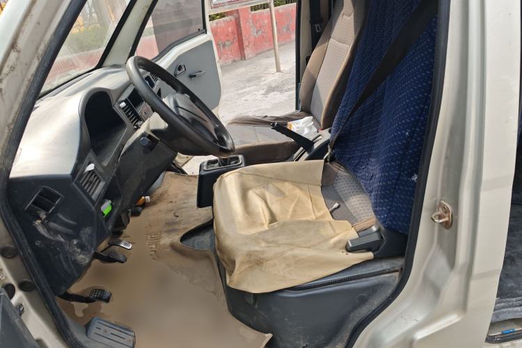 Used Wuling Zhiguang 2013 1.0L Practical Version