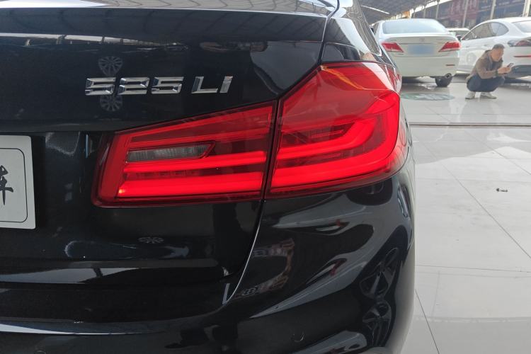 Used BMW 5 Series 2020 525Li M Sport Package
