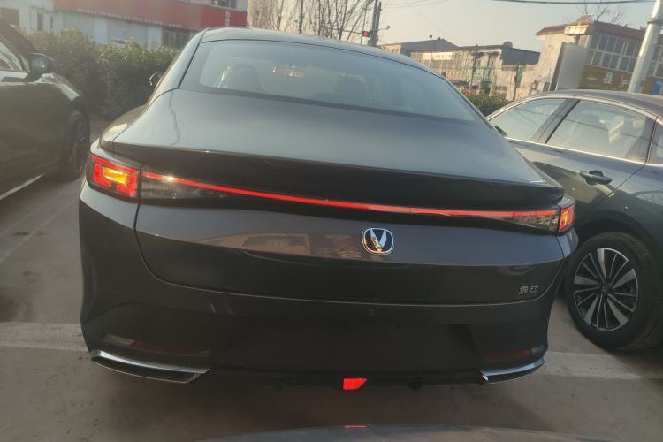 Used Changan Eado PHEV 2025 Smart New Blue Whale 145KM Battleship Edition