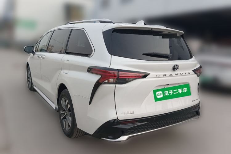 Used Toyota Granvia 2026 Model 2.5L Hybrid Prestige PLUS Four-Wheel Drive Edition