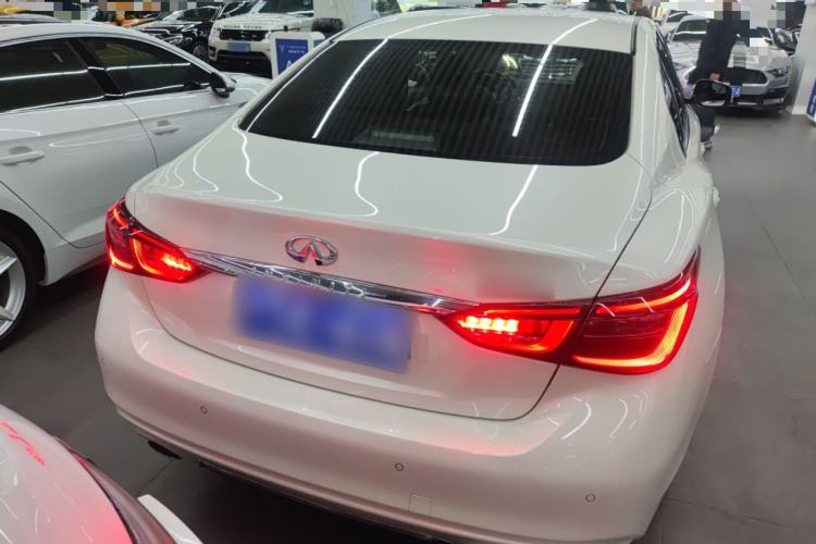 Used Infiniti Q50L 2018 2.0T Enjoyment Version China VI Standard