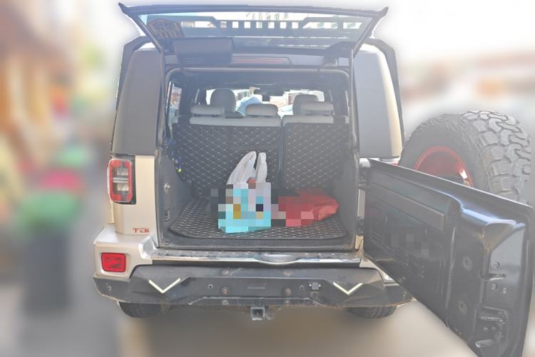 Used BAIC Off-Road BJ40 2023 2.0D Automatic Four-Wheel Drive Blade Hero Edition Adventurer Type