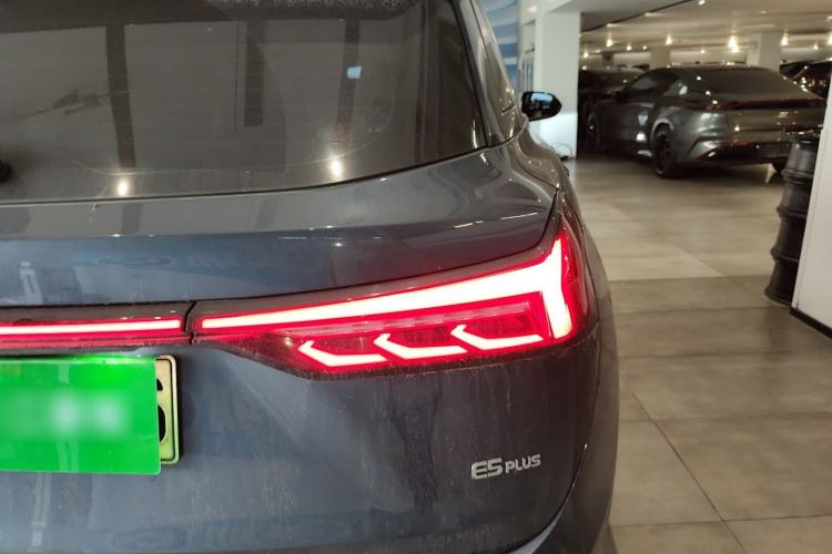 Used Landian E5 PLUS 2025 165 km Long-Range Version PLUS 7-Seater