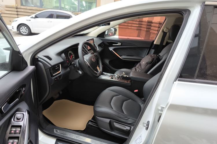 Used FAW Senya R9 2018 1.2T Automatic Luxury Smart Edition
