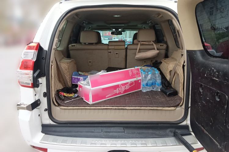 Used Toyota Prado 2010 4.0L Automatic VX NAVI Trunk