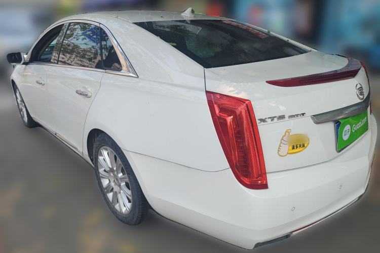 Used Cadillac XTS 2014 28T Elegant Version Rear Left 45 Deg