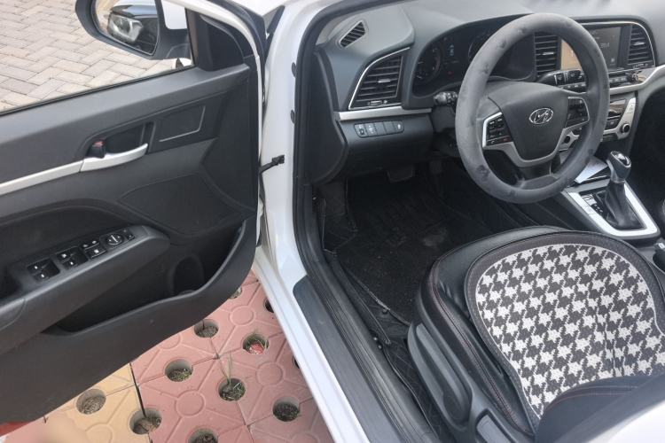 Used Hyundai Elantra (6th Generation / Lingdong) 2016 1.6L Automatic ZhiXuan – Elite Version Driver Seat