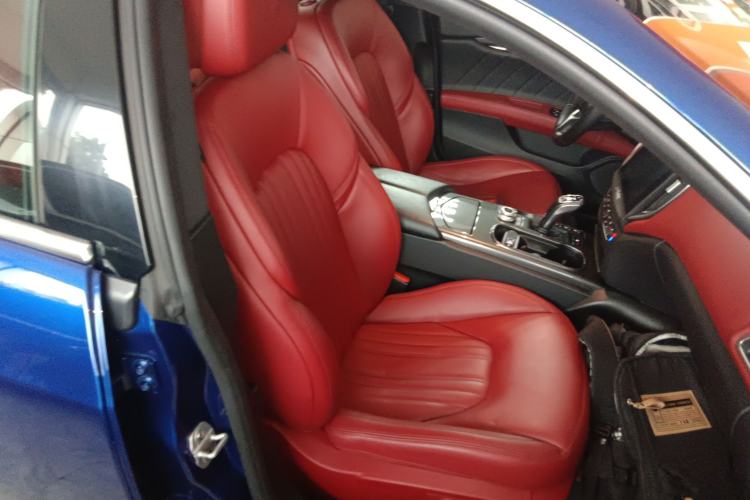 Used Maserati Ghibli 2019 3.0T Luxury Edition China VI Standard