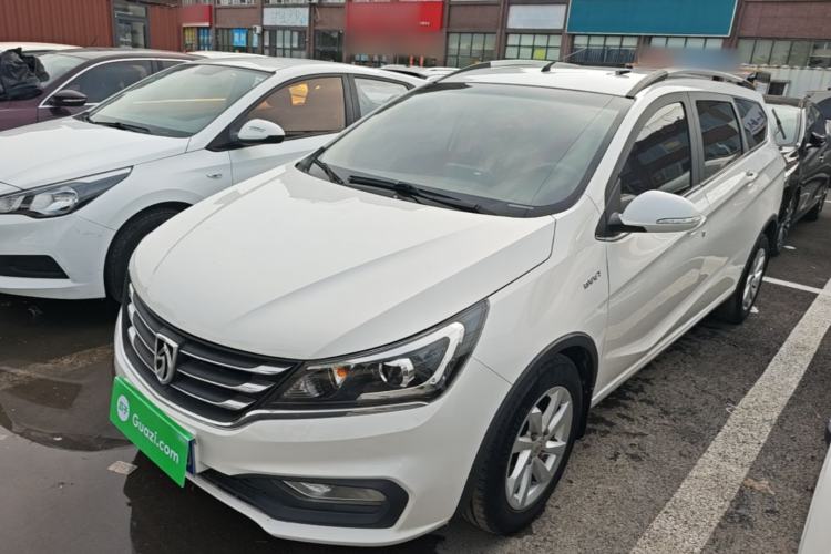 Used Baojun 310W 2017 1.5L Manual Fashion Model China V