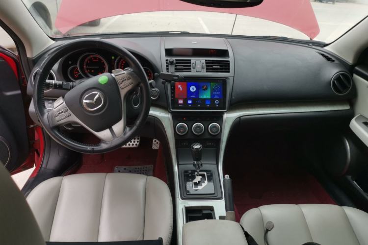 Used Mazda 6 2009 2.5L Automatic Supreme Edition Center Console