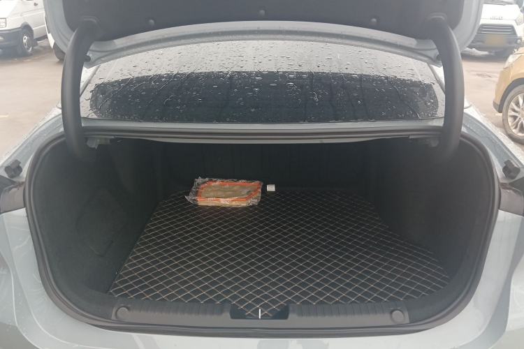 Used Geely Galaxy L6 2025 EM-i 140km Explorer+ Edition
