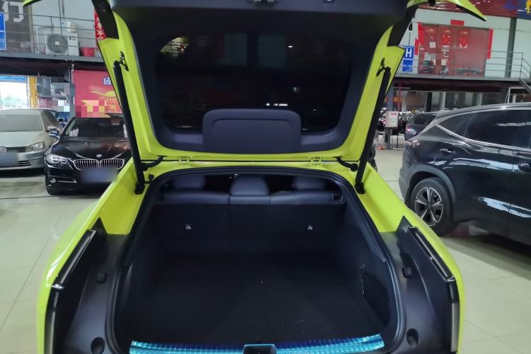 Used XPeng P7 2025 Model—702 Long Range Ultra