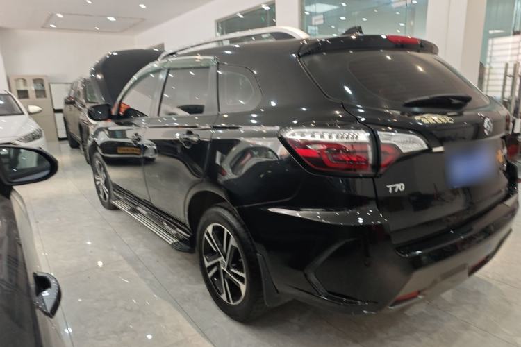 Used Venucia T70 2018 2.0L CVT Smart Enjoyment Version