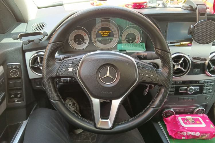 Used Mercedes-Benz GLK-Class 2013 GLK 300 4MATIC Dynamic Sunroof Model
