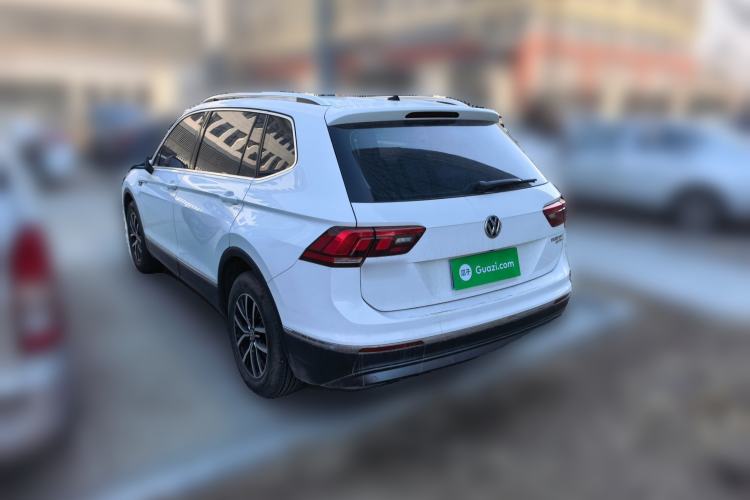 Used Volkswagen Tiguan L 2017 330TSI Automatic Two-Wheel Drive Luxury Edition Rear Left 45 Deg