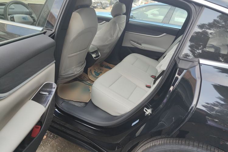 Used CHANGAN NEVO A07 2025 Blue Whale Range-Extending Model 140 Elite Version
