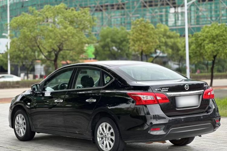 Used Nissan Sylphy 2022 Classic 1.6XE CVT Comfort Edition Exterior 3