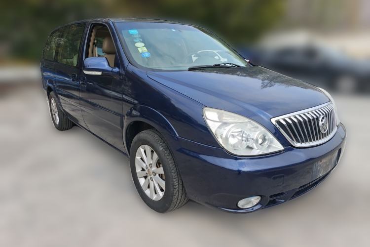 Used Buick GL8 2014 2.4L Classic Edition Front Right 45 Deg