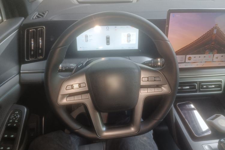 Used BYD Song L DM-i 2025 Intelligent Driving Version 112 km Beyond-Range Type
