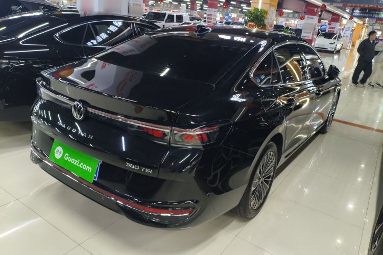 Used Volkswagen Magotan 2024 380TSI DSG Prestige Edition DaMai Package Rear Right 45 Deg