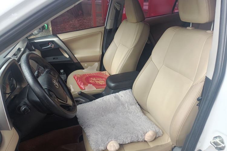 Used Toyota RAV4 2013 2.0L CVT Four-Wheel Drive New Edition
