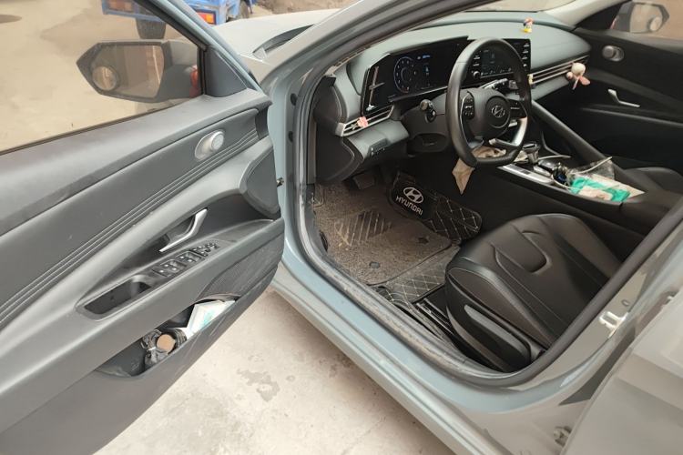 Used Hyundai Elantra 2021 1.5L CVT GLX Elite Edition Driver Seat