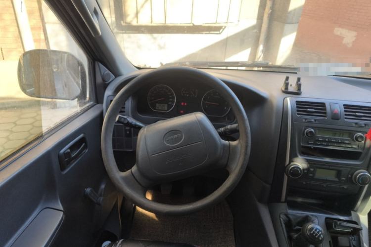 Used Jinbei Express 2017 2.0L Standard Version V19