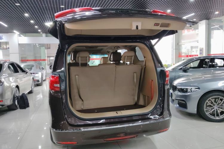 Used Buick GL8 2018 ES 28T Premium Model China VI Standard Trunk